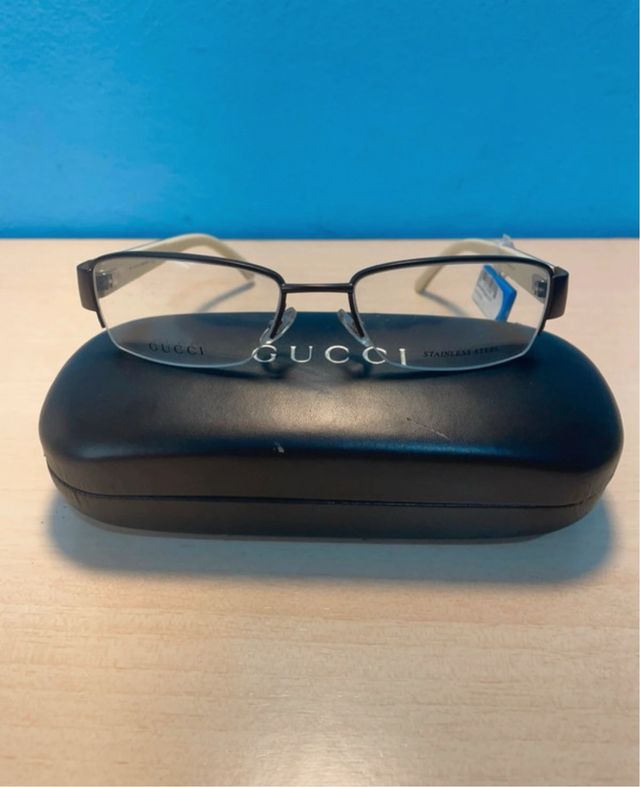 Gafas Gucci - Montura Beige y Negra