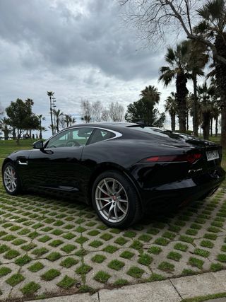 Jaguar F-Type 2019