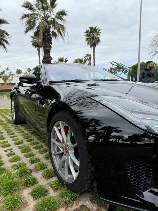 Jaguar F-Type 2019