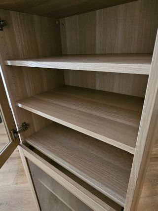 Ikea Besta vitrina 128 de altura
