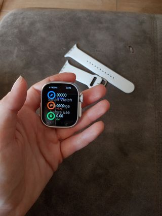 Smartwatch bianco nuovo