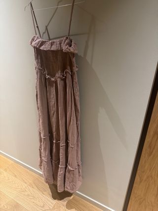 Vestido midi Zara rosa