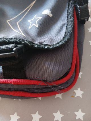 Bolso Converse pequeño gris y rojo