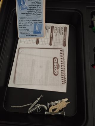 Juego cluedo incompleto