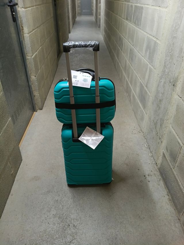 Maleta teal + neceser cabina