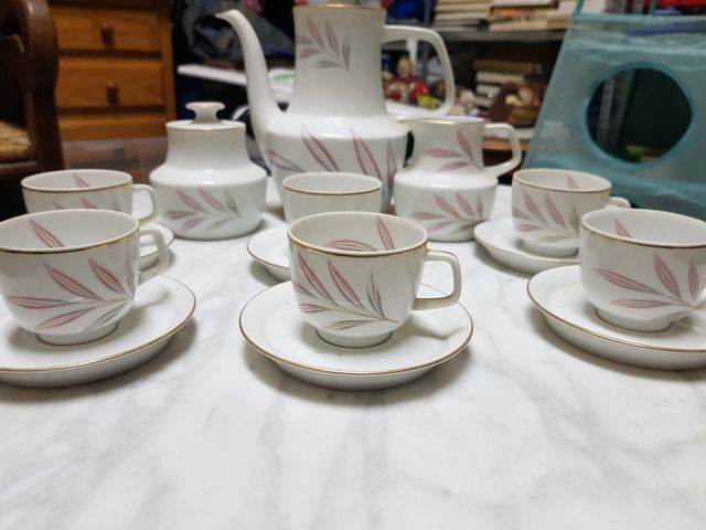 Juego café antiguo de porcelana COMPLETO