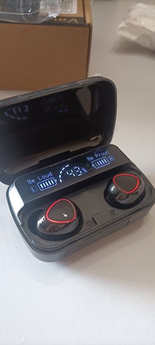 Auricolari Bluetooth Neri e Rossi