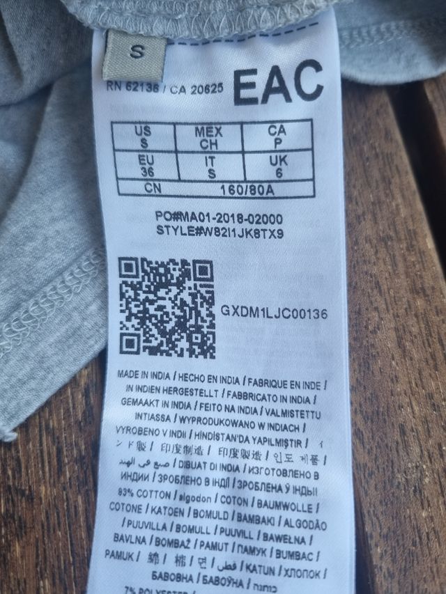 Camiseta Guess gris talla S