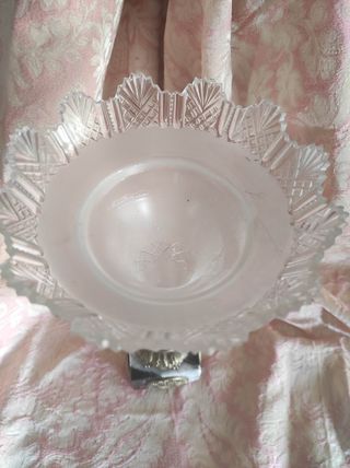 Antiguo Jarrón violetero  de cristal imperio