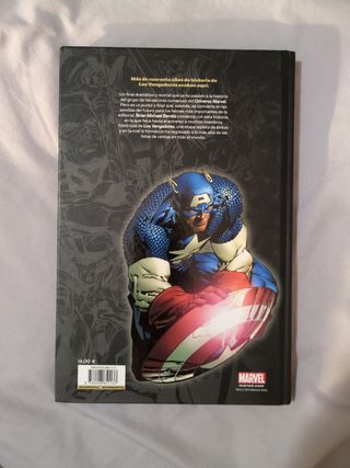 Vengadores Desunidos-Marvel Deluxe
