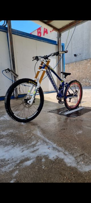 Bicicleta Mondraker DH