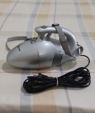 Aspirador de mano Bomann 700W