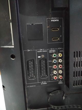 TV Toshiba 32" LCD 32AV555D