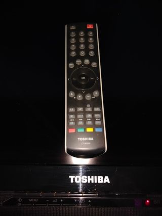 TV Toshiba 32" LCD 32AV555D