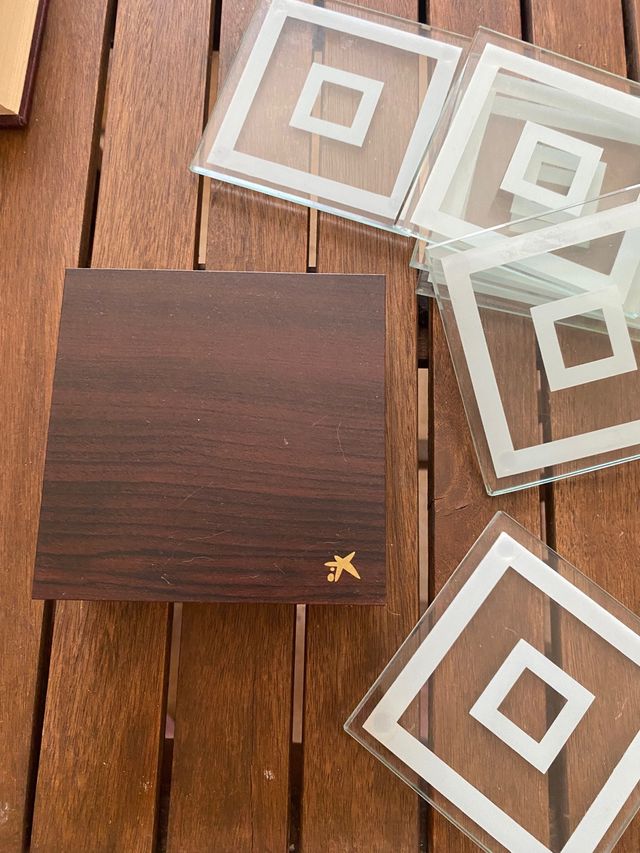 Juego posavasos madera cristal