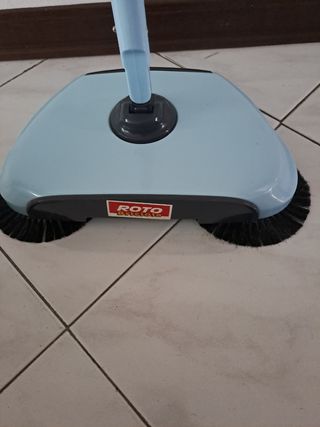 Scopa manuale senza filo