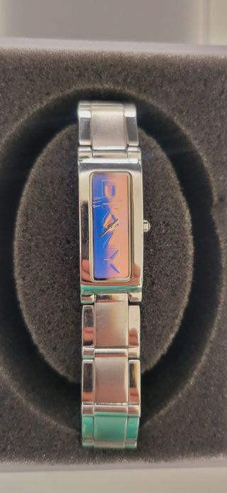 Reloj DKNY mujer esfera plateada