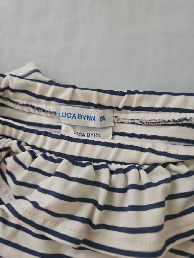 Baño braguitas rayas niña 8 años y bañador niño 4