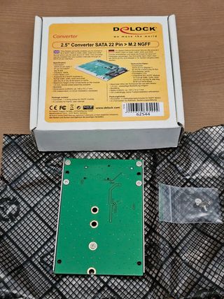 Adattatore Delock SATA 22Pin > M.2 NGFF