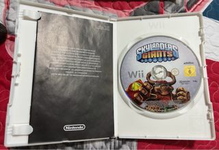 PORTAL Y JUEGO ORIGINAL SKYLANDERS GIANTS WII