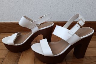 Sandalias MARYPAZ blancas tacón 38