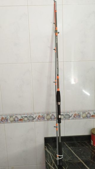 4 Cañas de pescar