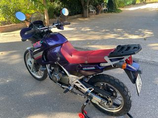 Kawasaki KLE 500 - Trail