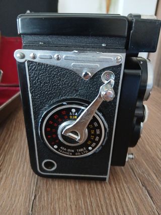 YASHICA-MAT LM Cámara TLR