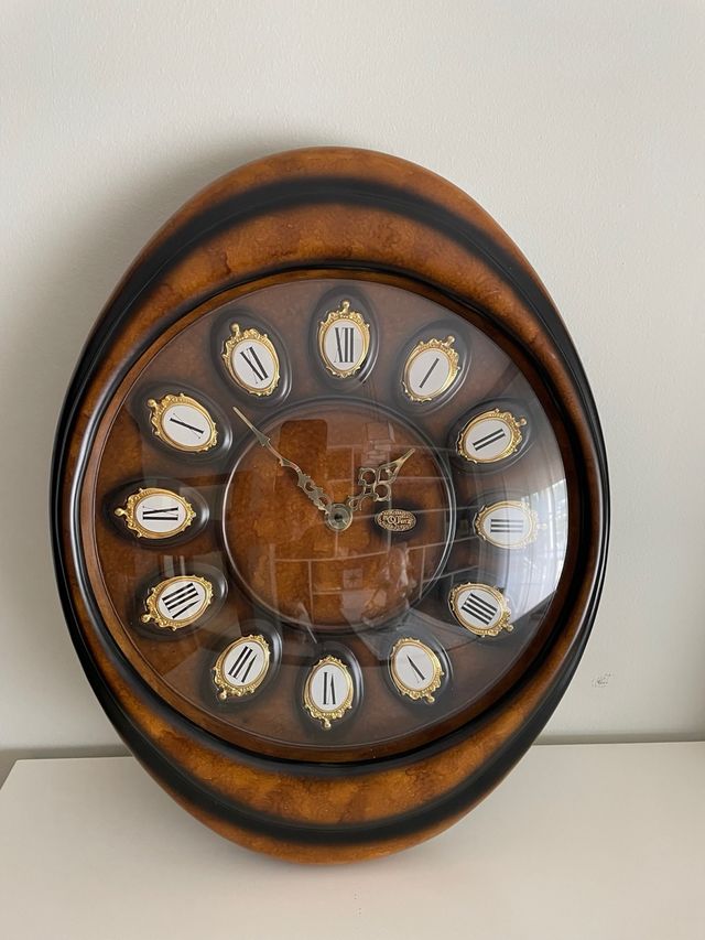 Reloj Pared Isabelino