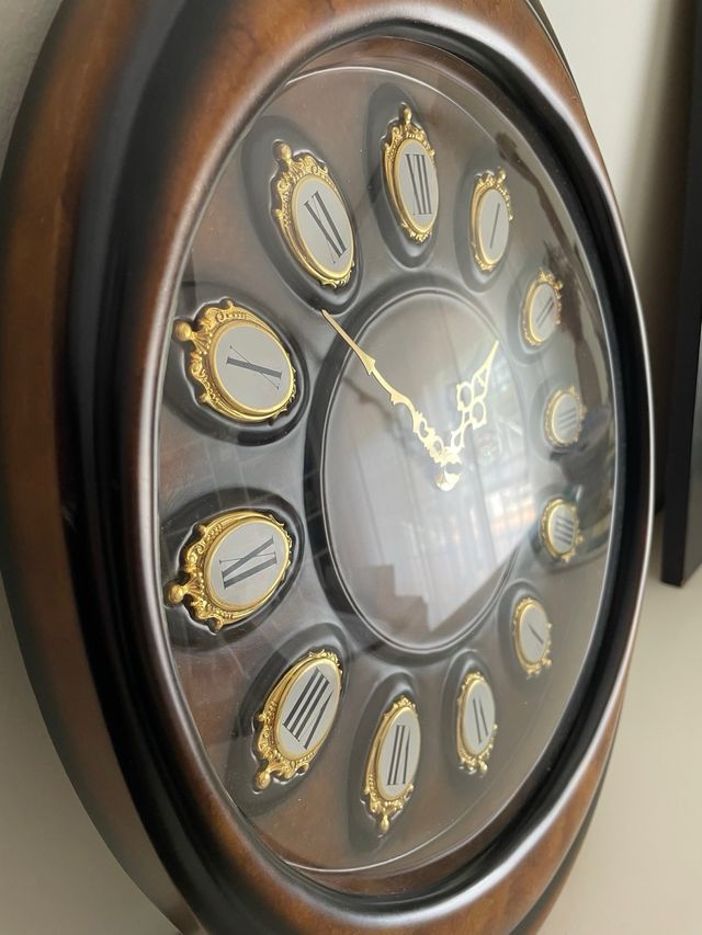 Reloj Pared Isabelino