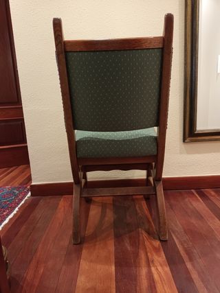 2 Sillas de roble macizo.
Perfecto estado