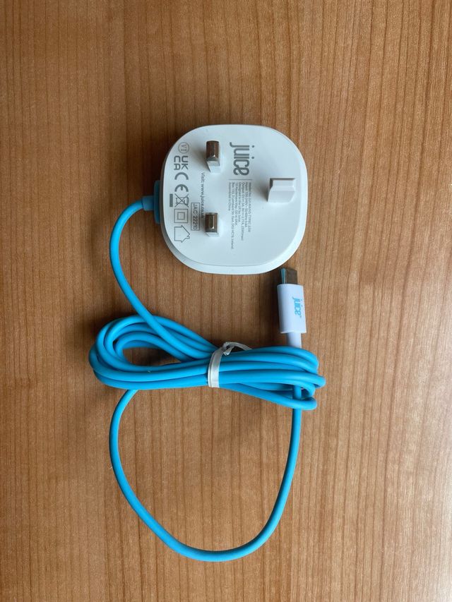 Cargador de carga rápida tipo C de UK/IE