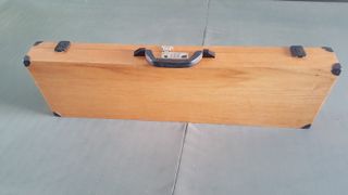 Mala artesanal de madeira maciça, para espingarda