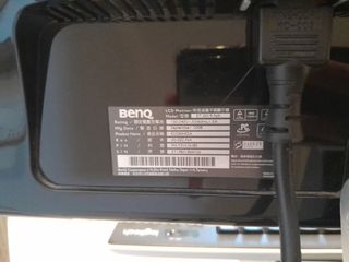 Monitor Benq 22" + Teclado Logitech inalambrico 