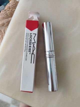 Pintalabios MAC Locked Kiss 88 Ruby True