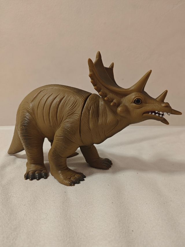 Dinosaurio Juguete 20cm