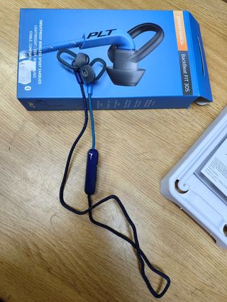 Plantronics BackBeat Fit 305 - Auriculares deporti