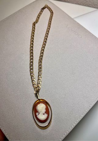 Collar camafeo estilo victoriano