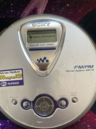 Sony Discman Atrac3plus MP3 - Gris
