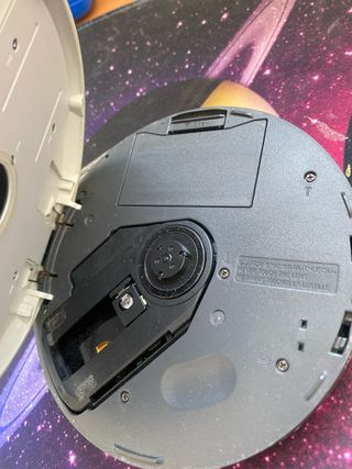 Sony Discman Atrac3plus MP3 - Gris
