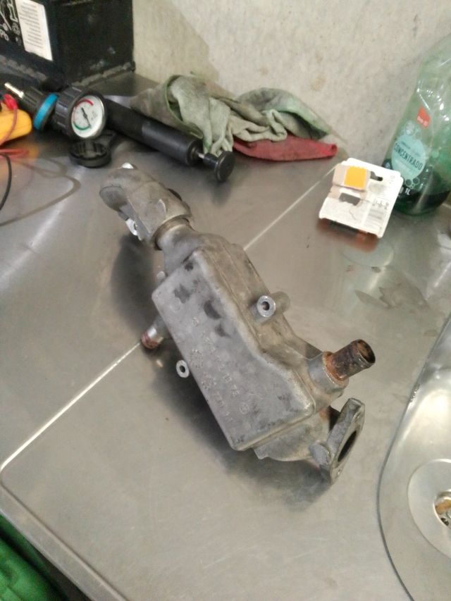 Intercambiador agua mercedes vito