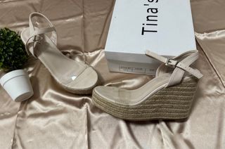 Sandalias cuña beige Tina