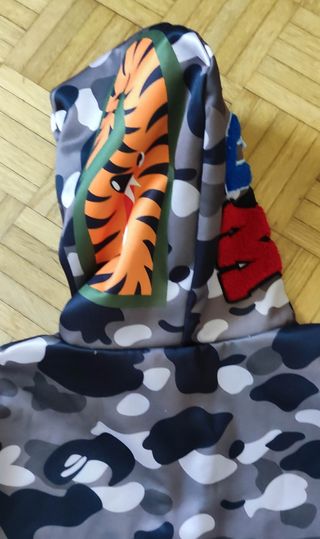 Felpa Shark tipo la Bape mimetica