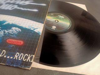 Status Quo - Rockin' All Over the World LP