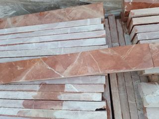 Rodapié mármol rojo Alicante