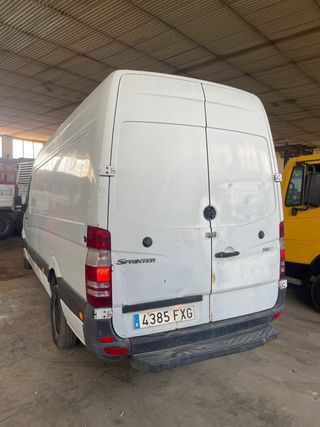 Mercedes-Benz Sprinter 2007