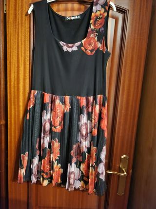 Vestido Desigual flores