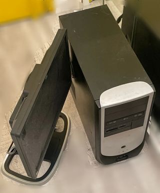 PC Quad Core Q8200 + Monitor