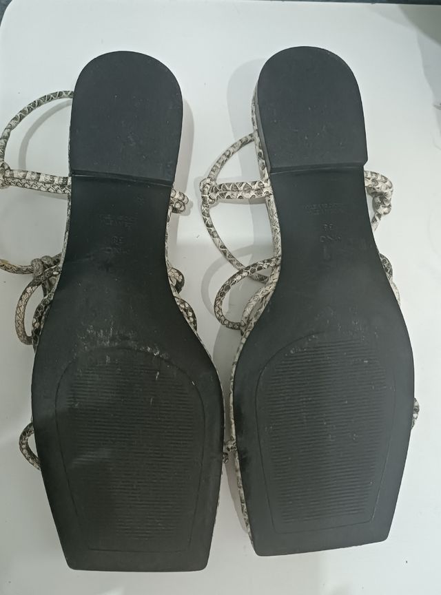 Sandalias planas Mango serpiente