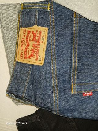3 Jeans Levis - Azul, Negro, Gris